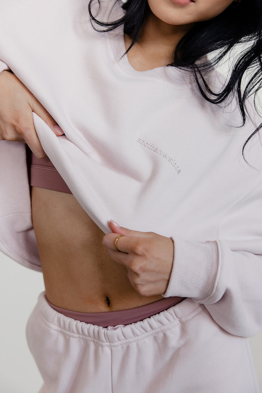 FLEECE FIT SWEATSHIRT - LIGHT PINK