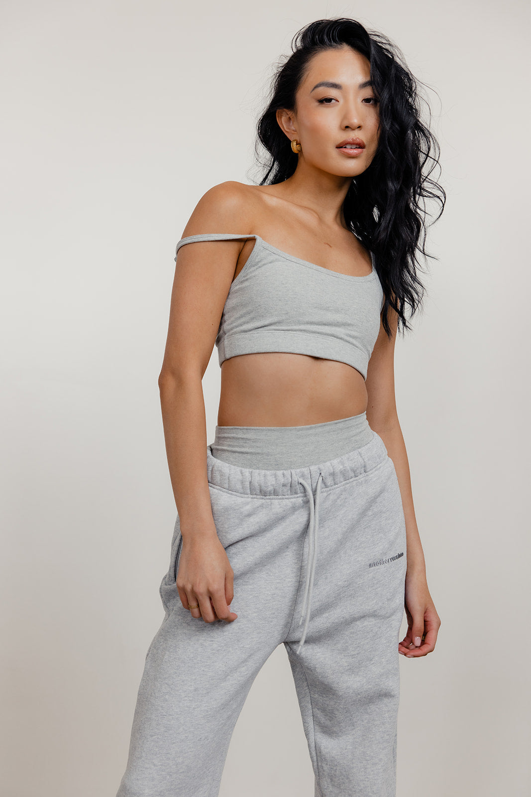 FLEECE FIT STRAIGHT LEG SWEATPANTS - HEATHER GREY