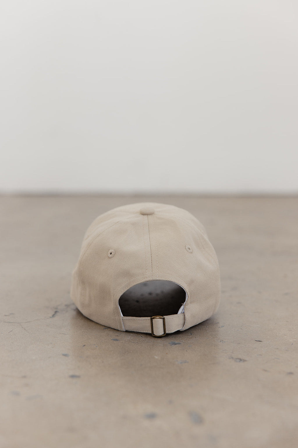 TONAL LOGO CAP - BEIGE