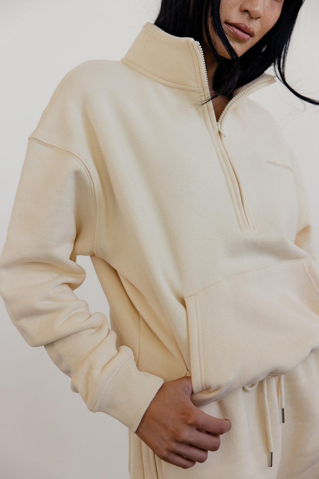 FLEECE FIT 1/2 ZIP SWEATER - BUTTER YELLOW