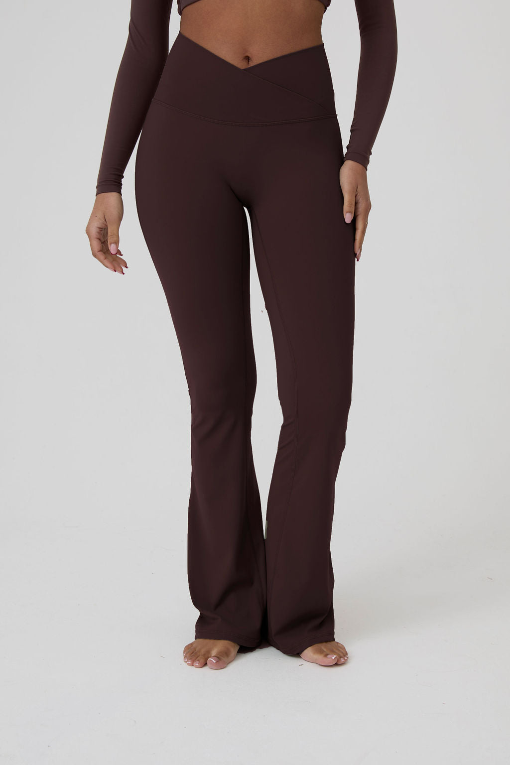 SECOND SKIN FIT FLARE LEGGINGS - BROWN